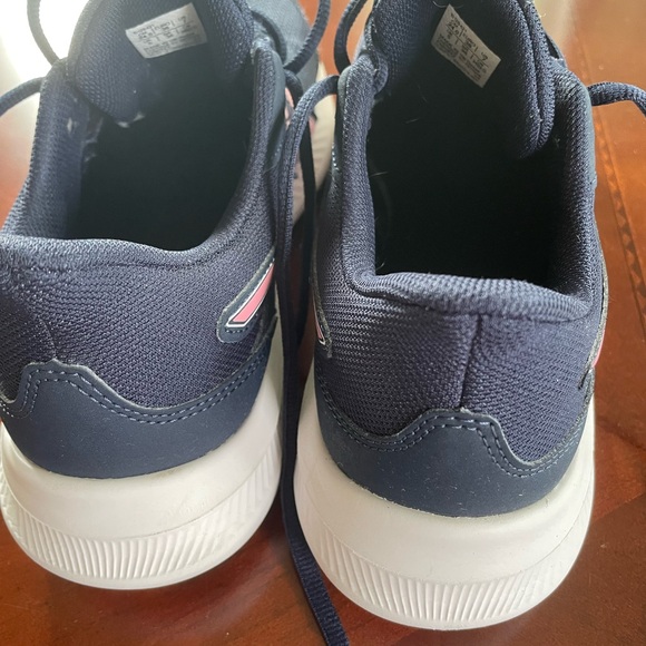 Ladies Sz 7 ASICS Runners - Picture 8 of 13